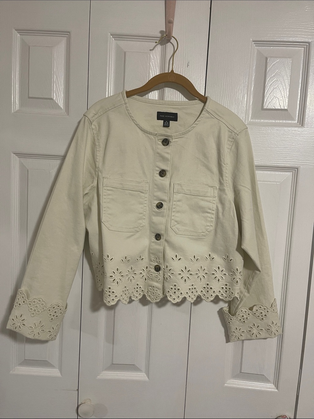 Free Assembly Ivory/ Off White Eyelet-Hem Button Jacket
